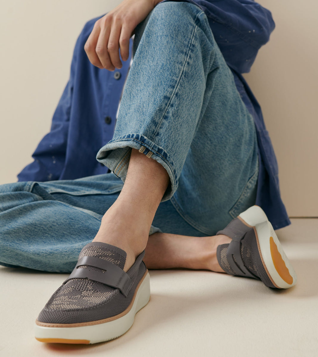 C37296:EIFFEL TOWER CAMO/IVORY